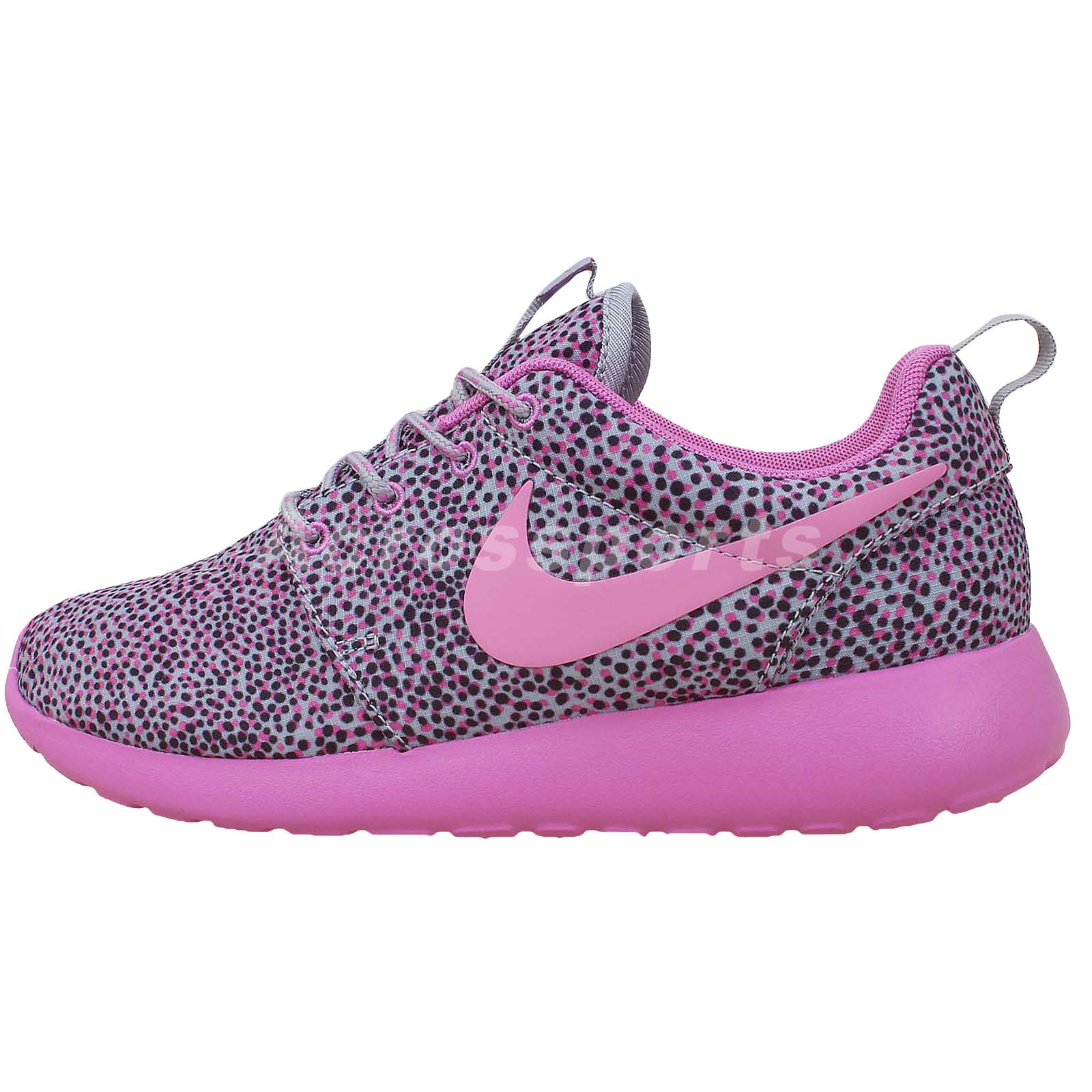 nike women's roshe one shoes