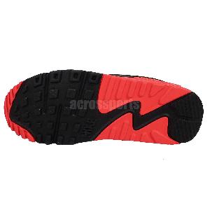 nike black and white splatter shoes