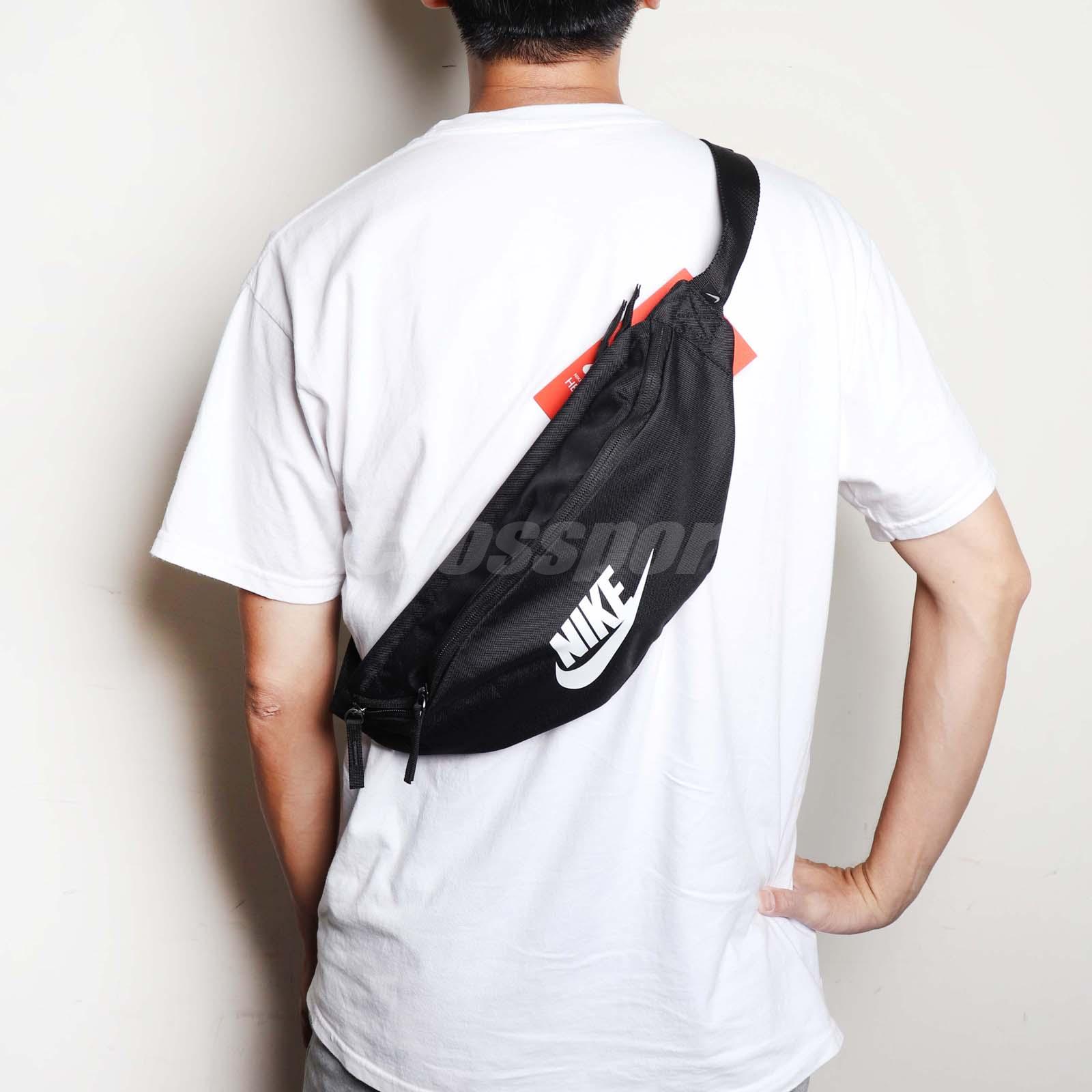 nike crewneck sweatshirt with pocket