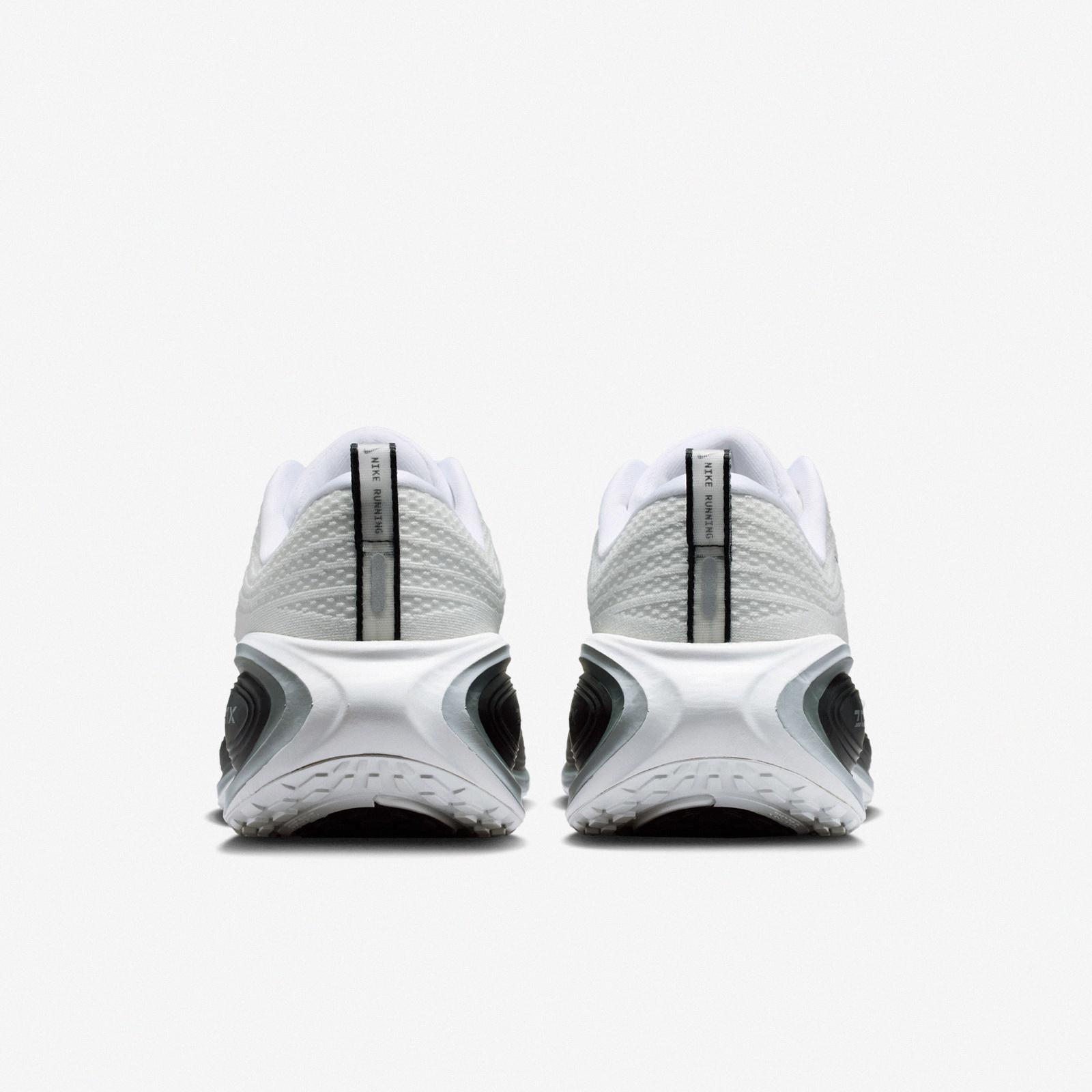 Nike Vomero Plus White Black Cool Grey Metallic Silver Men Running